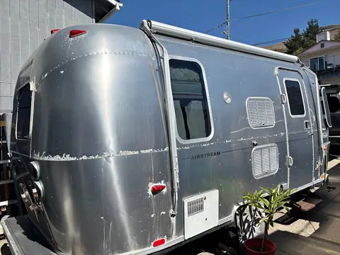 2006 Airstream Bambi Anniversary Edition — photo 1