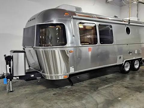 2027 Airstream Frank Lloyd Wright — photo 1