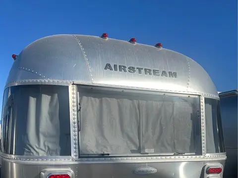 2016 Airstream Flying Cloud 25FB — photo 4