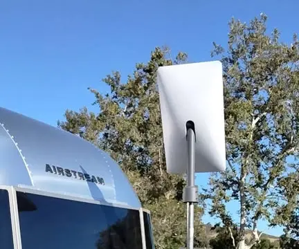 2020 Airstream Bambi 22 ft — photo 3
