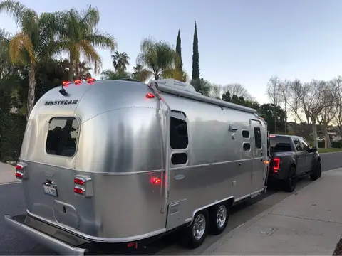 2017 Airstream Flying Cloud — photo 2
