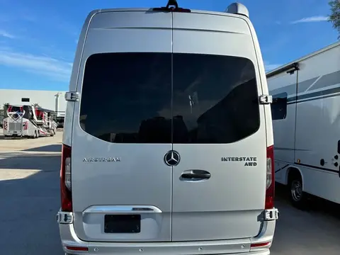 2024 Airstream Interstate — photo 4