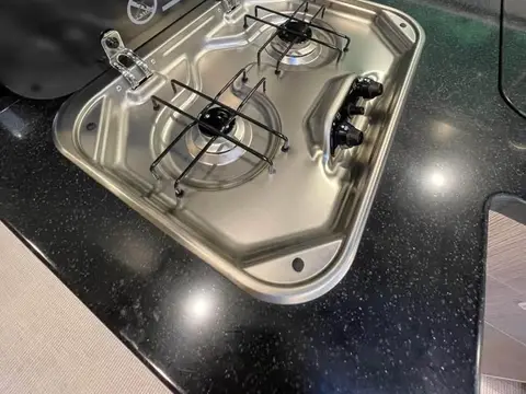 2021 Airstream Atlas — photo 3